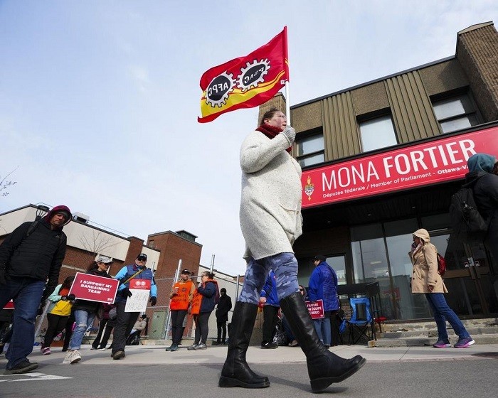 Canadian federal workers get May Day deal to end strike Nhan Dan Online