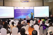 At the policy dialogue (Photo: VNA)