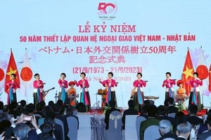 A musical performance staged at the ceremony (Photo: VNA)
