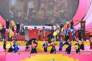 An art performance at the opening of Bac Giang Culture and Tourism Week 2024.