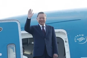 President To Lam leaves Hanoi for state visits to Laos and Cambodia. (Photo: VNA)