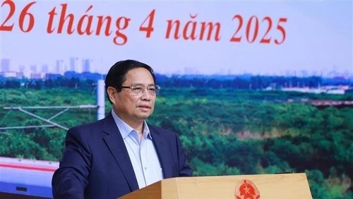 PM calls for bold, accelerated action in railway development
