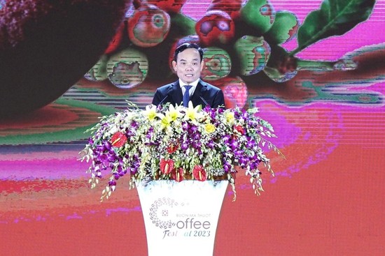 Deputy PM Tran Luu Quang speaks at the opening ceremony for the eighth Buon Ma Thuot Coffee Festival. (Photo: NDO)