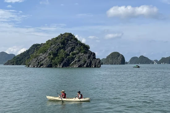 Vietnam's Ha Long Bay (Illustrative image)