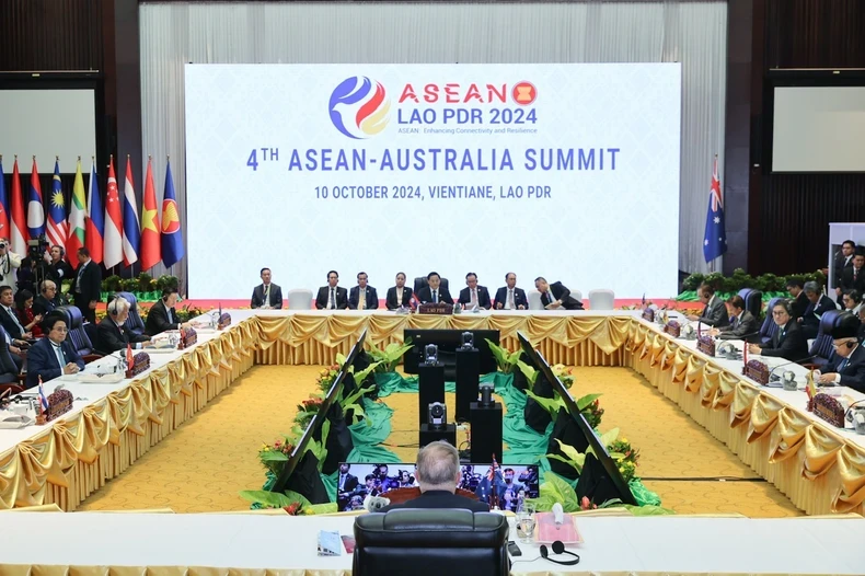 Vietnamese Pm Attends Aseans Summits With Japan Plus Three Countries