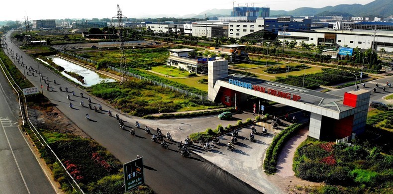 The Van Trung Industrial Park (Viet Yen Provincial-level Town, Bac Giang Province) is one of the largest industrial parks in the country attracting significant FDI capital. (Photo: Le Danh Lam)