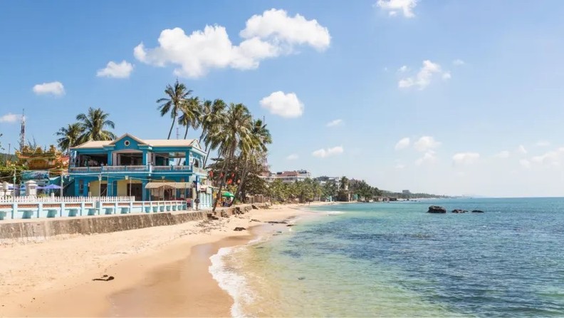 Long Beach (Photo: Alamy Stock Photo/The Week)