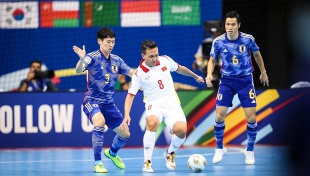 Vietnam's futsal team enter the quarterfinals in the 2022 Futsal Asian Cup despite their defeat in the match against Japan on October 2. (Photo: AFC)