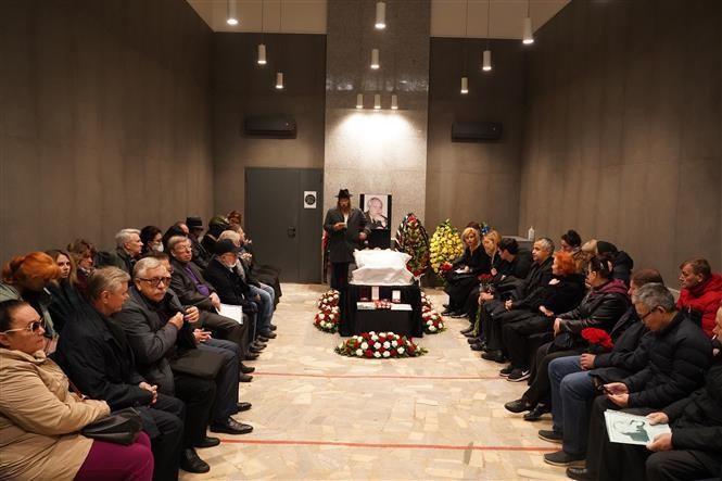 A memorial service for Lokshin was held on September 11. (Photo: VNA)