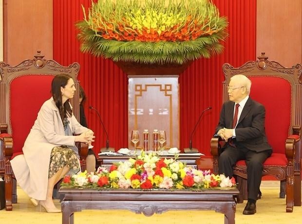 Party General Secretary Nguyen Phu Trong (right) receives Prime Minister of New Zealand Jacinda Ardern. (Photo: VNA)
