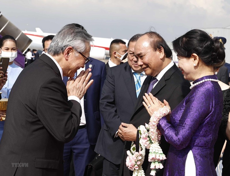 At a farewell ceremony held for President Nguyen Xuan Phuc in Thailand (Photo: VNA)