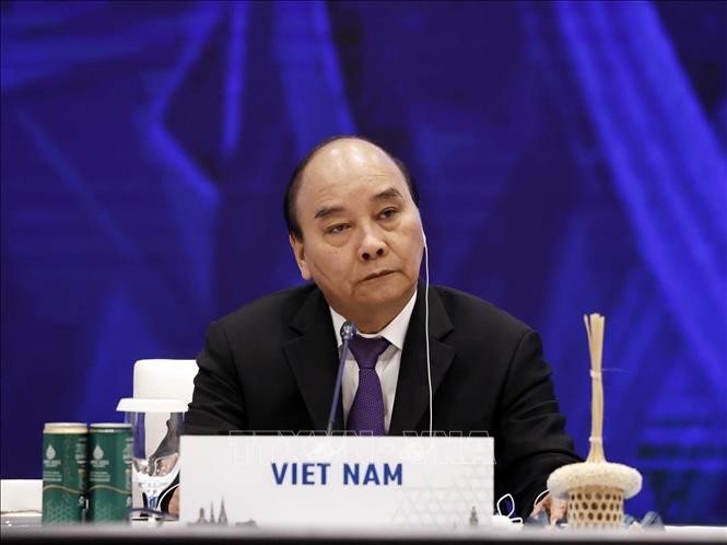 President Nguyen Xuan Phuca attends the second session of the 29th APEC Economic Leaders’ Meeting. (Photo: VNA)