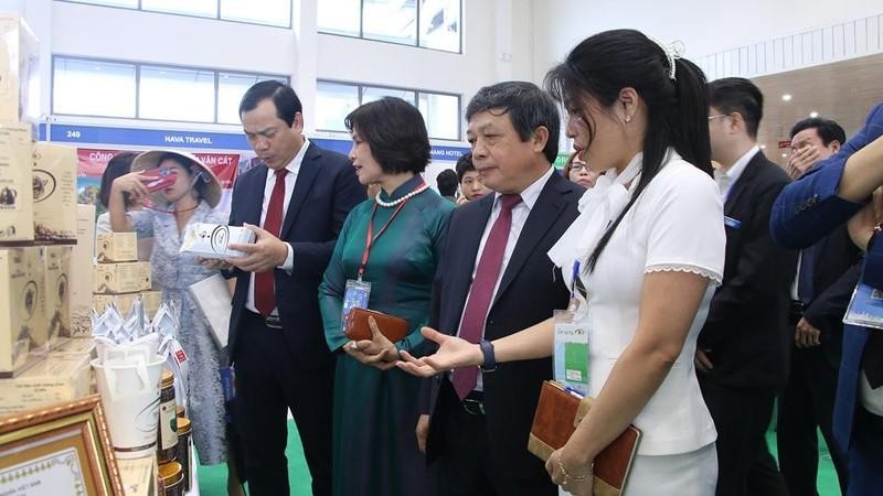 The 2022 VITM features more than 350 pavilions from domestic participants and about 50 others from foreign countries. (Photo: NDO)