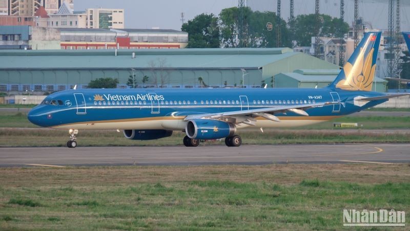 National flag carrier Vietnam Airlines will restore its Hanoi (Vietnam)-Luang Prabang (Laos)-Siem Reap (Cambodia) route on July 1 (Photo: NDO) 