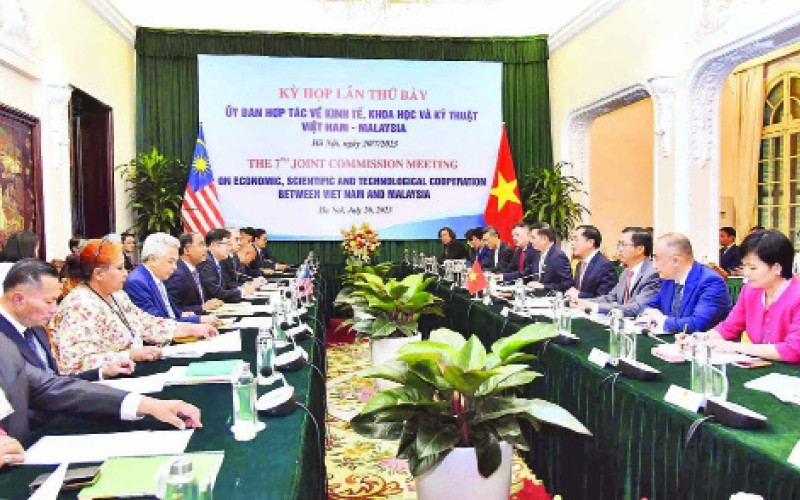 At the 7th meeting of the Joint Commission for Economic, Scientific, and Technical Cooperation, between Vietnam and Malaysia in July 2023. 