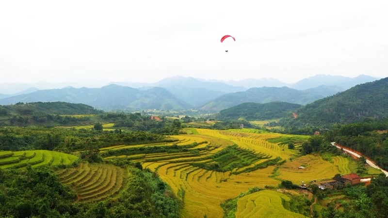 Binh Lieu District owns beautiful natural landscapes and a fresh climate, which are favourable for tourism development. (Photo: baoquangninh.vn)