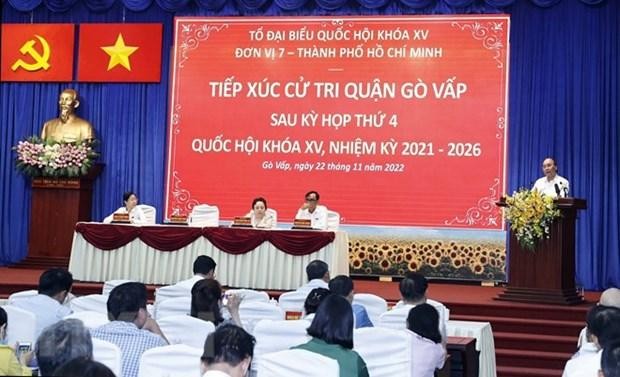 President Nguyen Xuan Phuc speaks at the meeting with voters in Go Vap district (Photo: VNA)