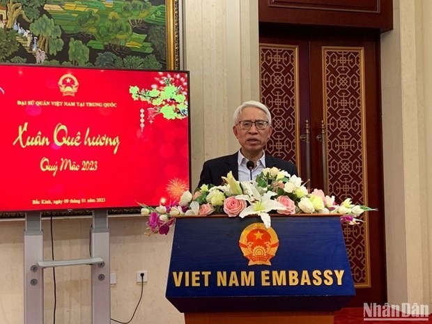 Vietnamese Ambassador to China Pham Sao Mai speaks at the gathering on January 9. (Photo: NDO)