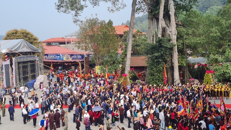 The Tay Thien 2023 Festival attracts thousands of tourists from across the country.