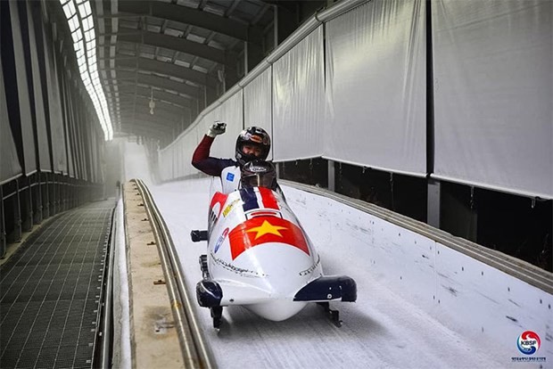 Tran Thi Doan Trang bags a bronze medal for Vietnam in the women’s monobob event at the Asian Championships held by the IBSF in PyeongChang, RoK on March 12 (Photo:webthethao.vn)
