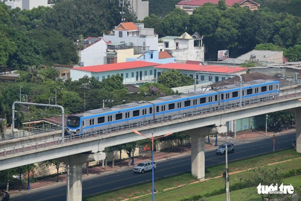 Ho Chi Minh City's Metro Line No.1, nearly 20km long, has a total investment of over 43.7 trillion VND (1.9 billion USD). (Photo: tuoitre.vn/VNA)