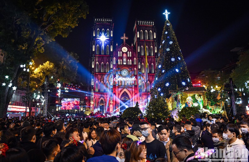 St. Joseph Cathedral in Hanoi's Hoan Kiem District is colourfully decorated for the 2022 Christmas season. (Photo: Thanh Dat)