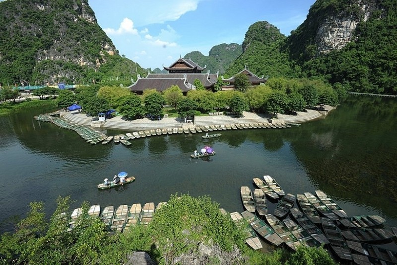 Trang An Scenic Landscape Complex is among most-visited place for tourists during New Year holiday (Photo: VNA)