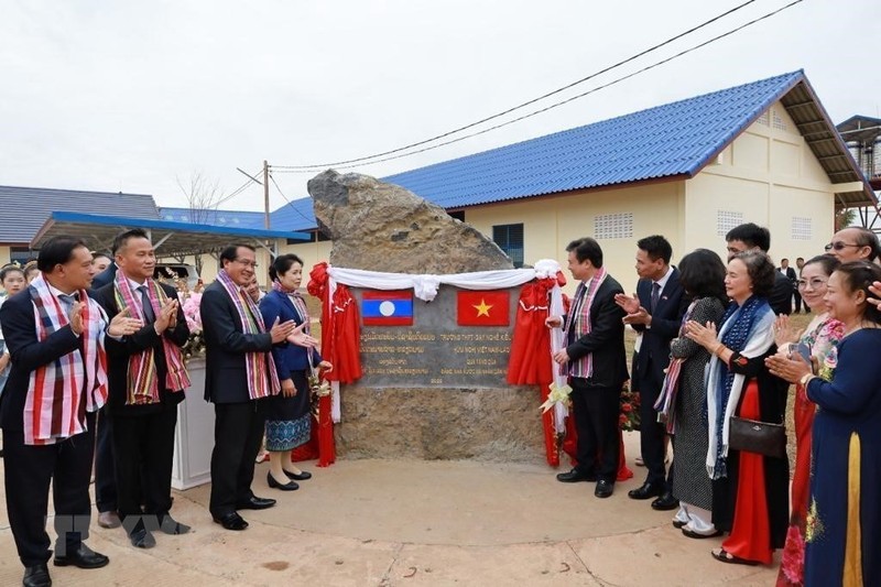 Vietnam-funded vocational school handed over to Laos (Photo: VNA)