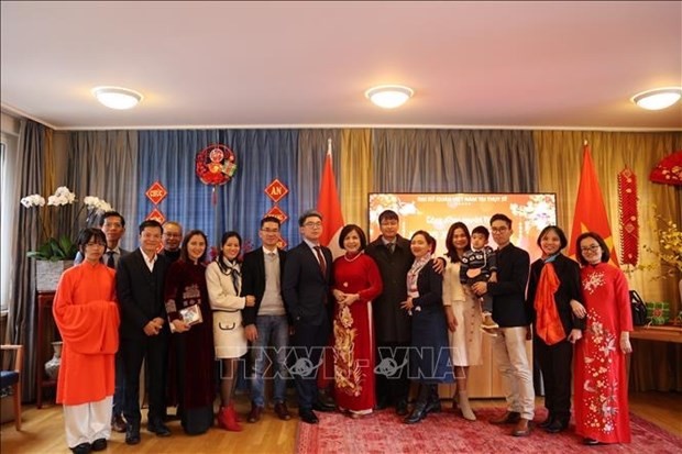Tet celebration by Vietnamese Embassy in Switzerland (Photo: VNA)