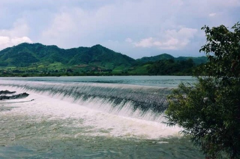 Dong Cam Dam is a noted scenic spot on Ba River. (Photo: cand.com.vn)