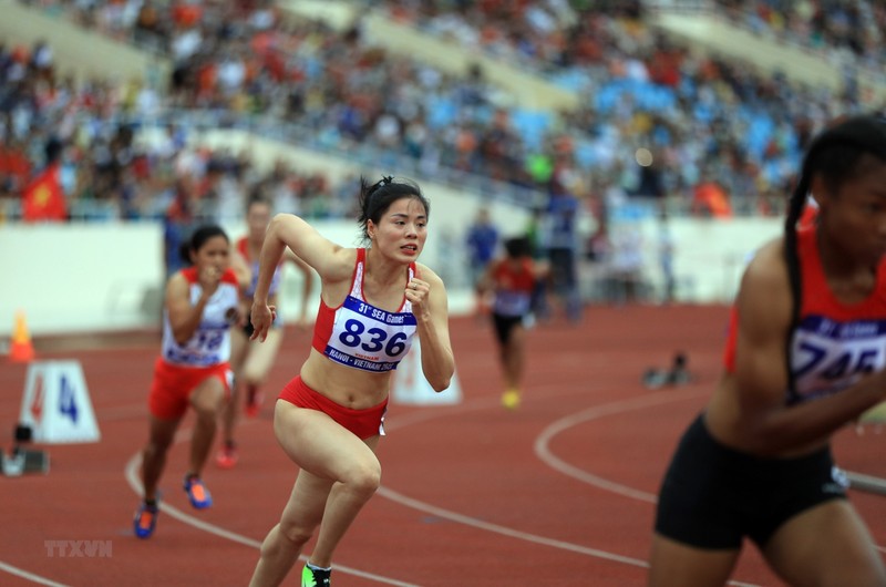 Multi-time SEA Games winner Nguyen Thi Huyen will compete in the women's 400m event. (Photo: VNA)