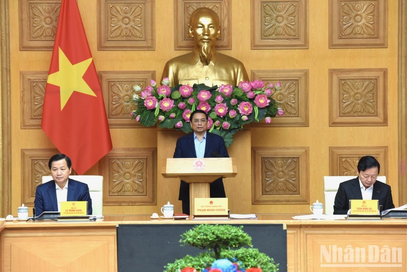 Prime Minister Pham Minh Chinh addresses the meeting. (Photo: NDO/Tran Hai)
