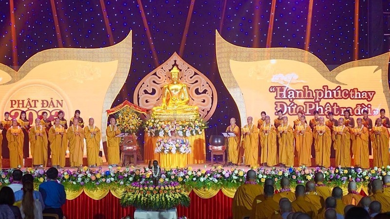 Buddha's 2567th birthday celebrated in Ninh Binh province (Photo: NDO/Le Hong)
