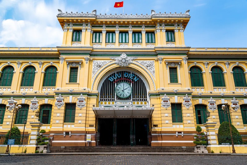 Ho Chi Minh City Post Office ranks second in the list of 11 most beautiful post offices worldwide 