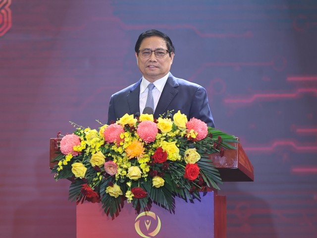 Prime Minister Pham Minh Chinh addresses an event held in Hanoi on October 10 to mark the National Digital Transformation Day 2023 (Photo: VGP)