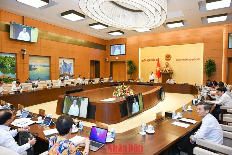 The meeting of the NA Standing Committee (Photo: Duy Linh)