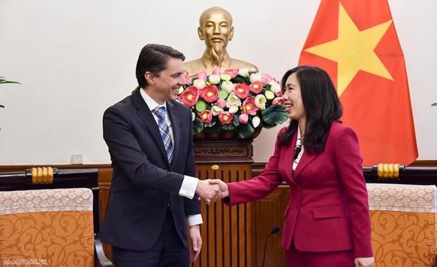 Deputy Minister of Foreign Affairs Le Thi Thu Hang receives her Czech counterpart on December 12. (Photo baoquocte.vn)