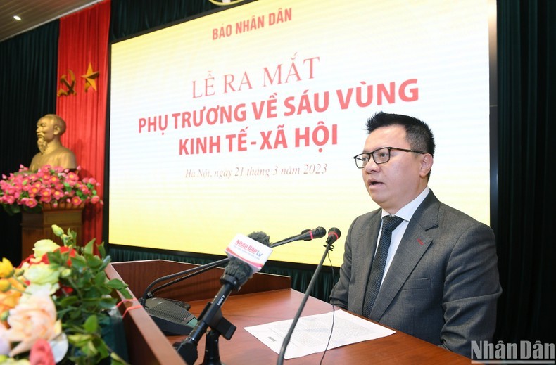Nhan Dan's Editor-in-chief Le Quoc Minh speaks at the ceremony to launch the newspaper's special coverage on Vietnam's six regions. (Photo: Thanh Dat)