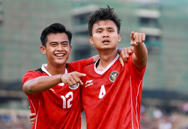 Indonesia advance into the the SEA Games gold medal match after beating Vietnam 3-2 in the semi-finals on Saturday. (Photo: Zingnews.vn)