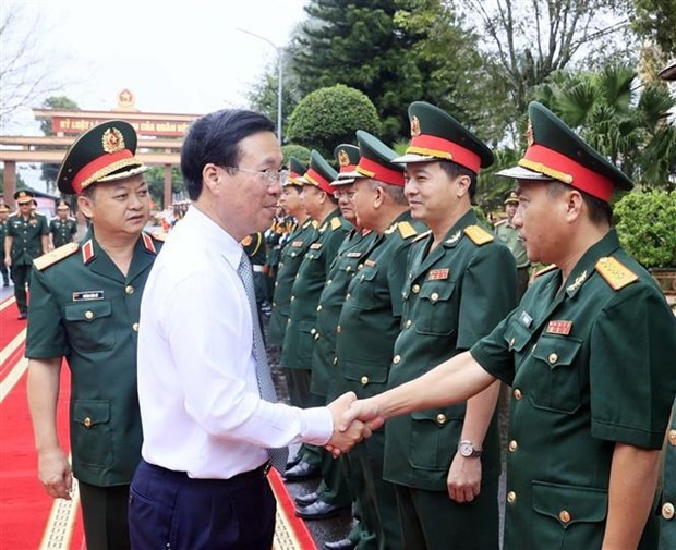 State President Vo Van Thuong visits Army Corps 15 (Photo: VNA)