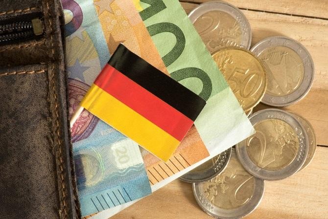 Germany's gross domestic product (GDP) in the third quarter (Q3) of 2022 rose by 0.4 percent quarter-on-quarter, 0.1 percentage points above an initial estimate, the Federal Statistical Office (Destatis) said on Friday. 