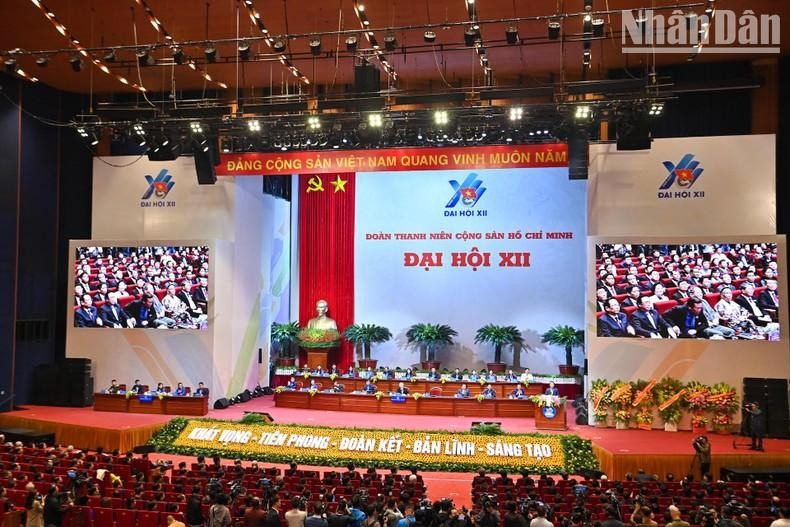 The plenary session of the 12th National Congress of the Ho Chi Minh Communist Youth Union (HCYU) for the 2022-2027 tenue opened in Hanoi on December 15.