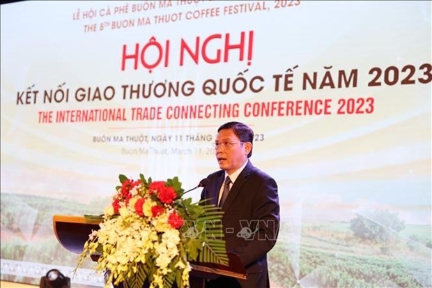 Permanent Vice Chairman of the provincial People’s Committee Nguyen Tuan Ha speaks at the event (Photo: VNA)