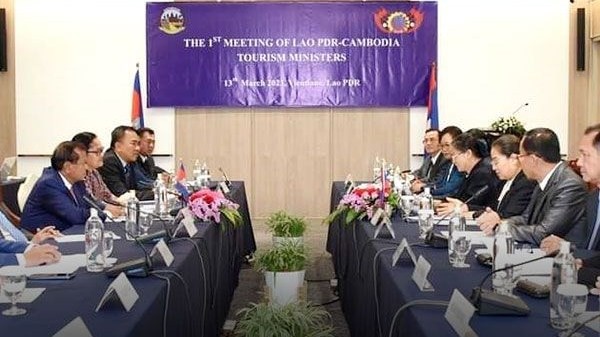 Lao and Cambodian tourism ministers meet in Vientiane on March 13. (Photo: thestar.com)