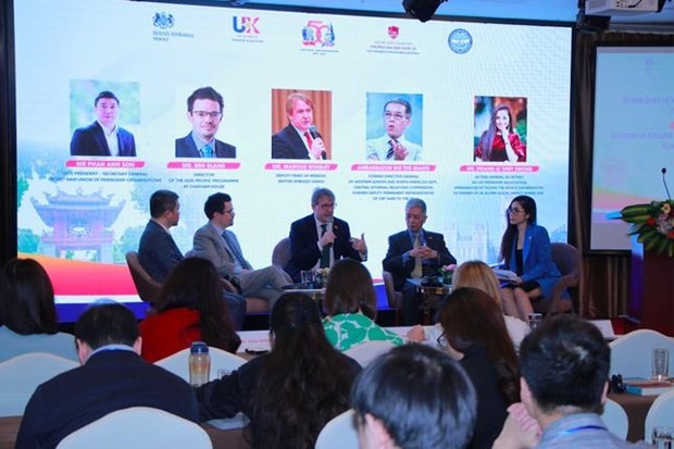 The seminar on the Vietnam - UK relations in Hanoi on March 21 (Photo: tienphong.vn)