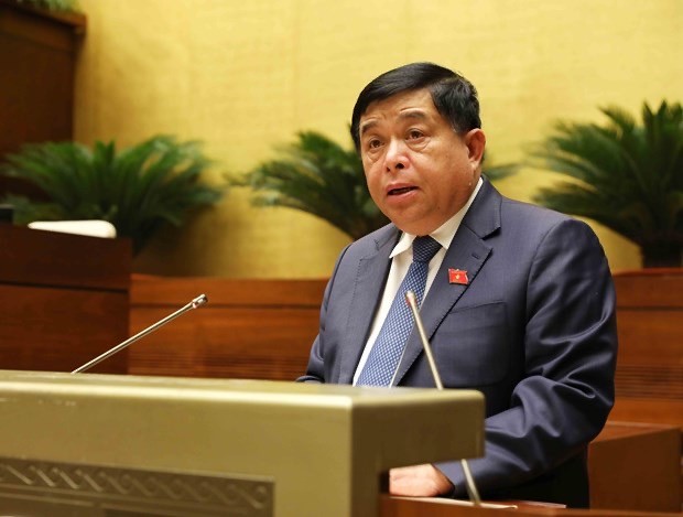 Minister of Planning and Investment Nguyen Chi Dung speaks at the meeting. (Photo: VNA)