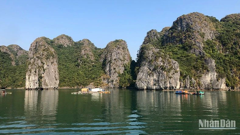 The beauty of Ha Long Bay-Cat Ba Archipelago