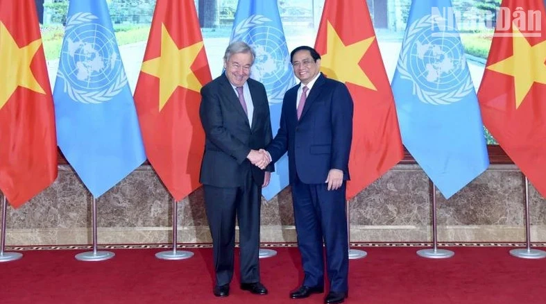 Prime Minister Pham Minh Chinh and United Nations Secretary-General António Guterres within the framework of the Secretary General's official visit to Vietnam, in October 2022. (Photo: Tran Hai)