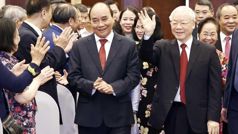 Party General Secretary Nguyen Phu Trong, President Nguyen Xuan Phuc, and other delegates attend the ceremony. (Photo: VNA)