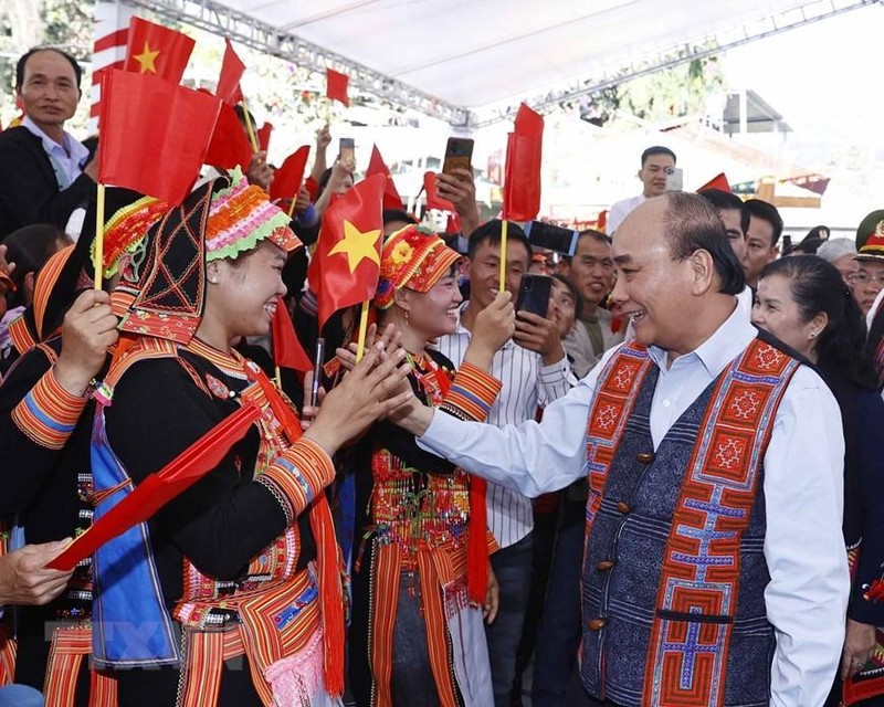 President Nguyen Xuan Phuc at the festival (Photo: VNA)